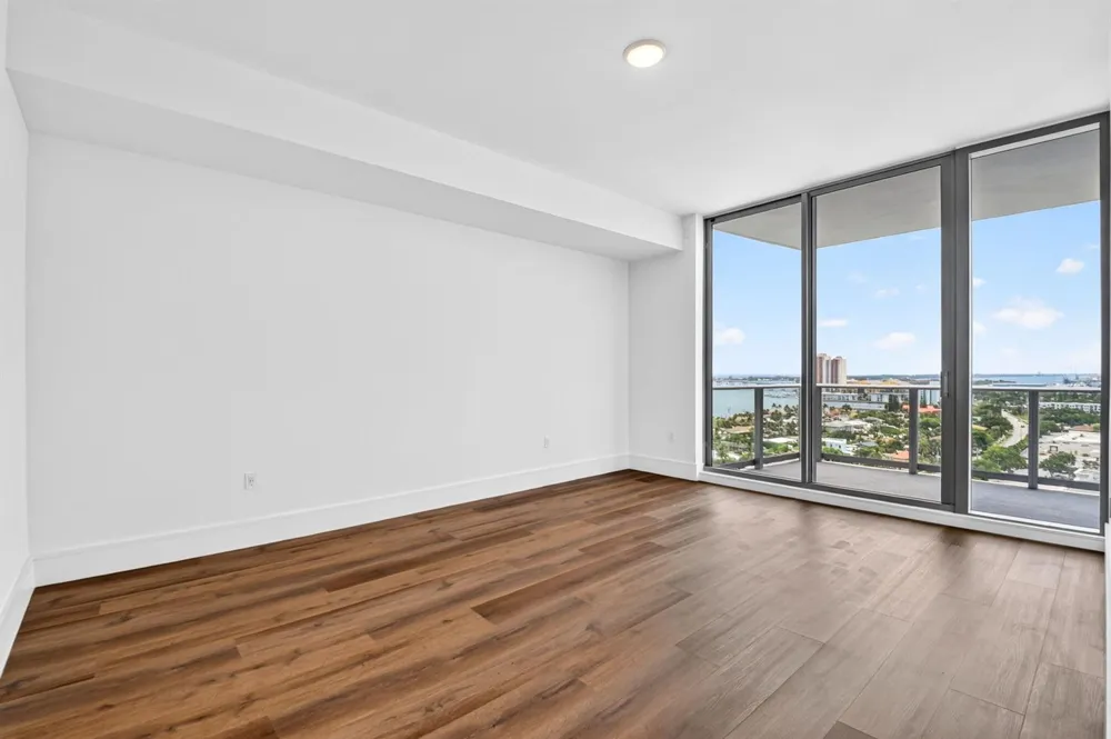 220 Lake Shore Drive #1511 West Palm Beach, FL 33403