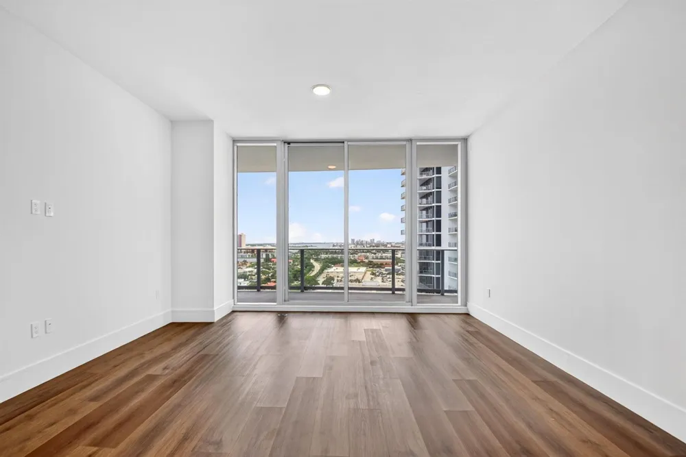 220 Lake Shore Drive #1511 West Palm Beach, FL 33403