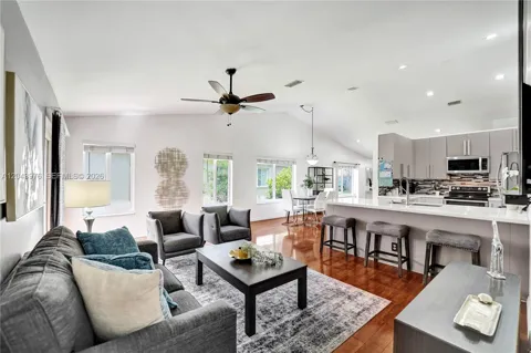 4444 Dogwood Cir