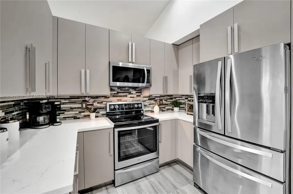 4444 Dogwood Cir Weston, FL 33331