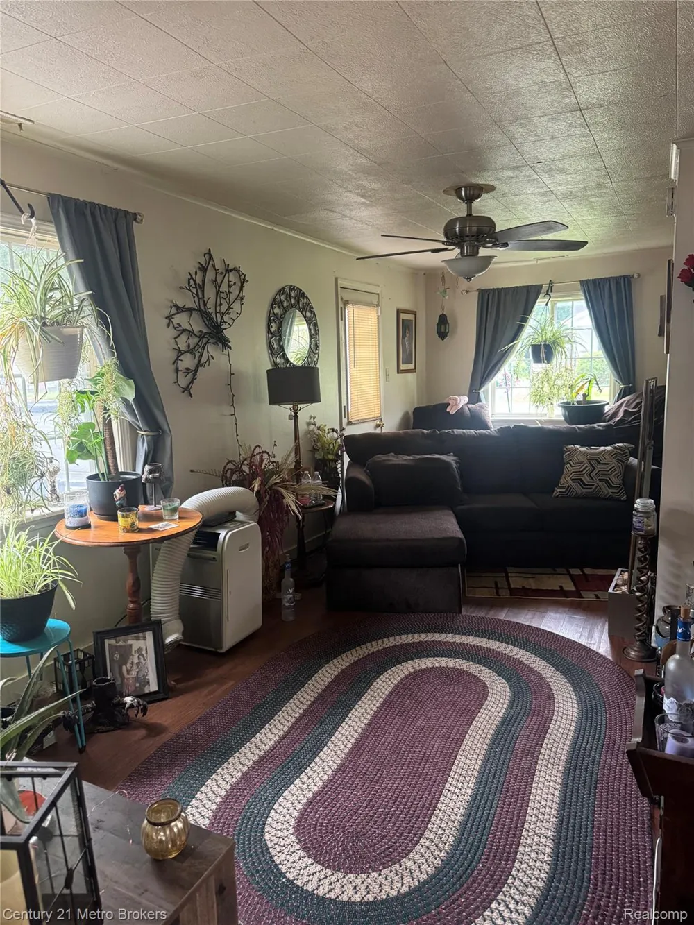 1128 W Parkwood Avenue Flint Charter Township, MI 48507