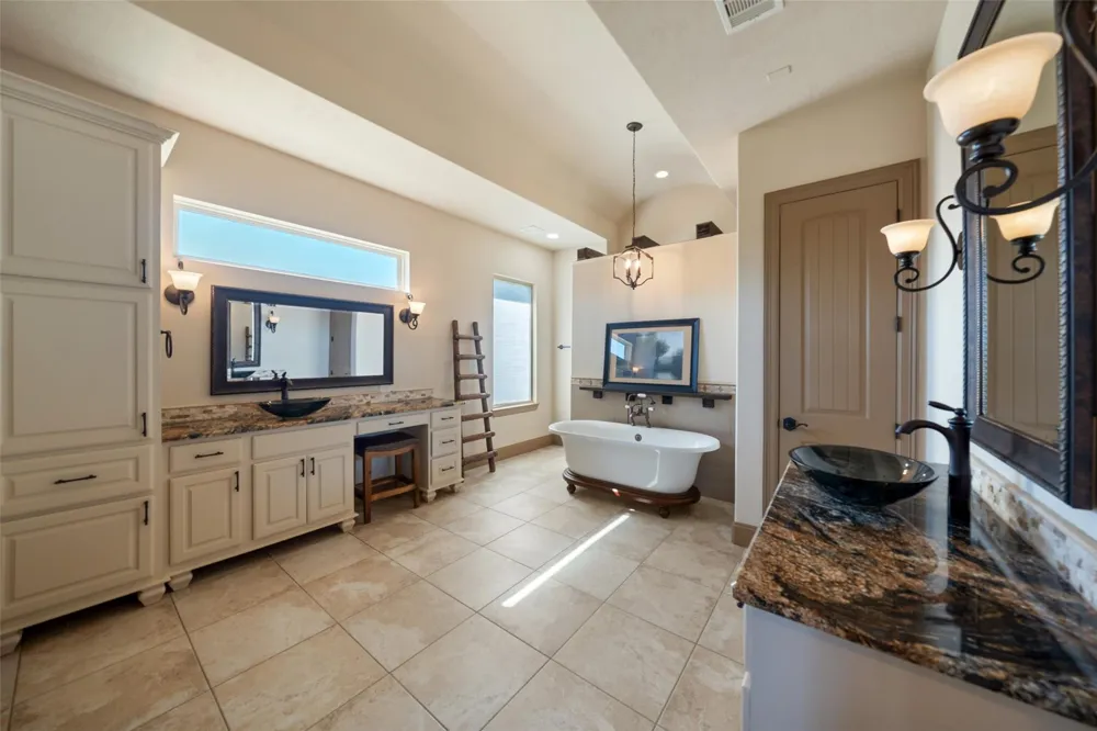 40 Stewart Road New Waverly, TX 77358