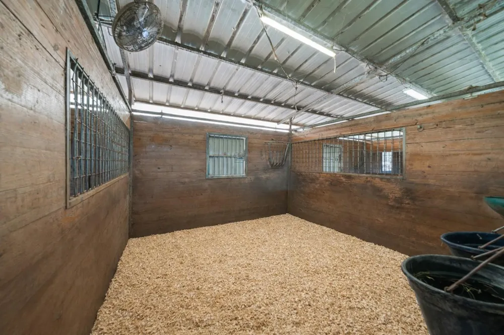 40 Stewart Road New Waverly, TX 77358