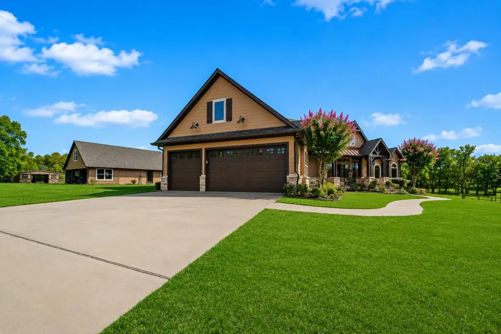 40 Stewart Road New Waverly, TX 77358