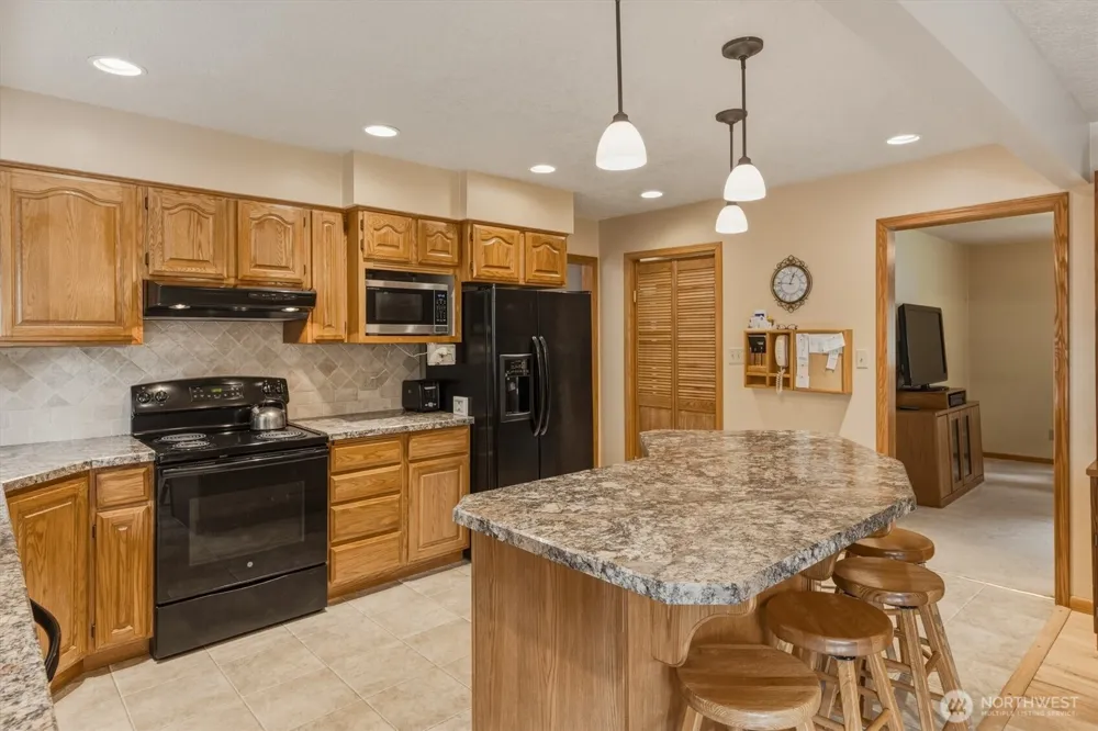 299 Cedar Lane Longview, WA 98632