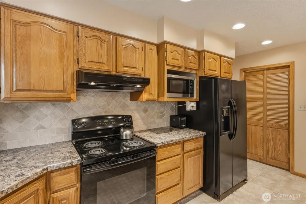 299 Cedar Lane Longview, WA 98632