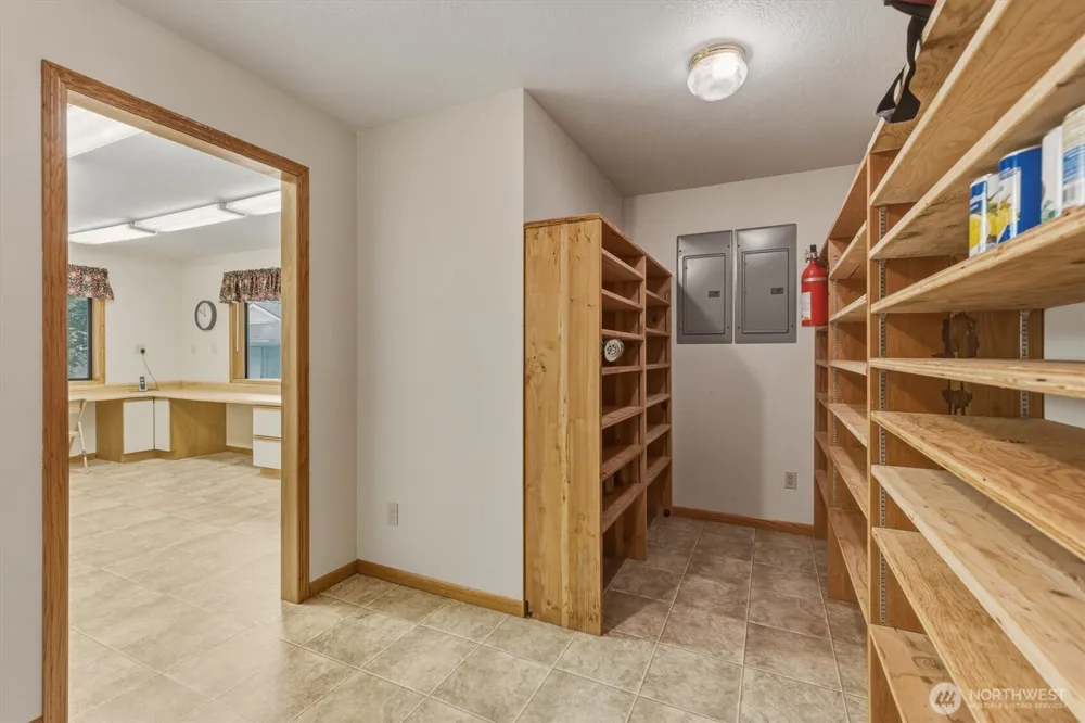 299 Cedar Lane Longview, WA 98632
