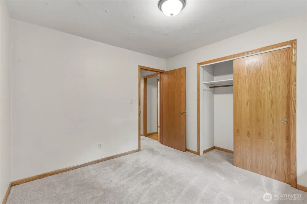 299 Cedar Lane Longview, WA 98632