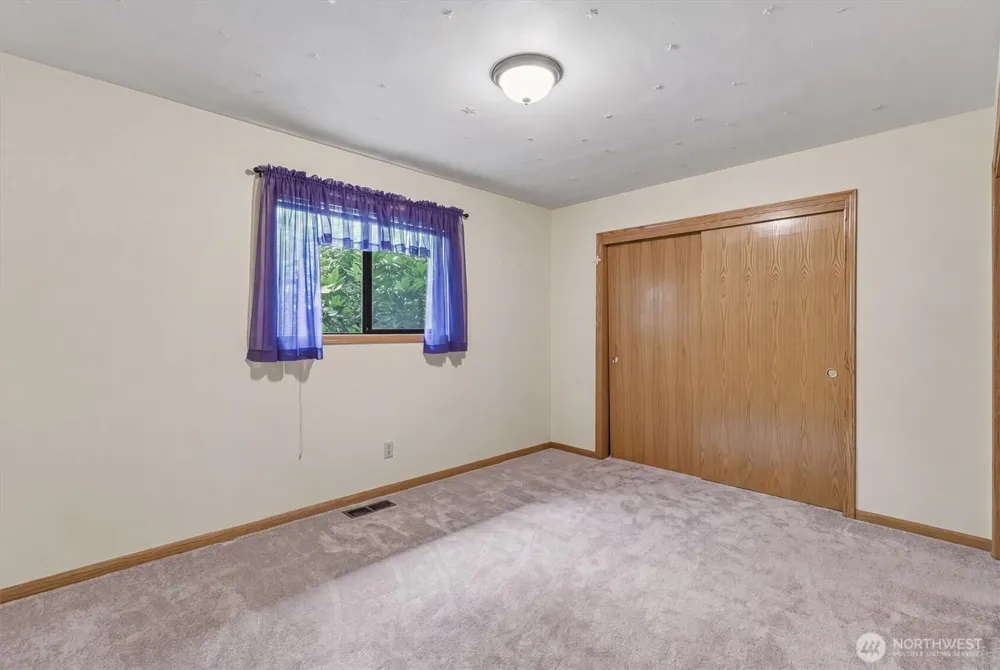 299 Cedar Lane Longview, WA 98632
