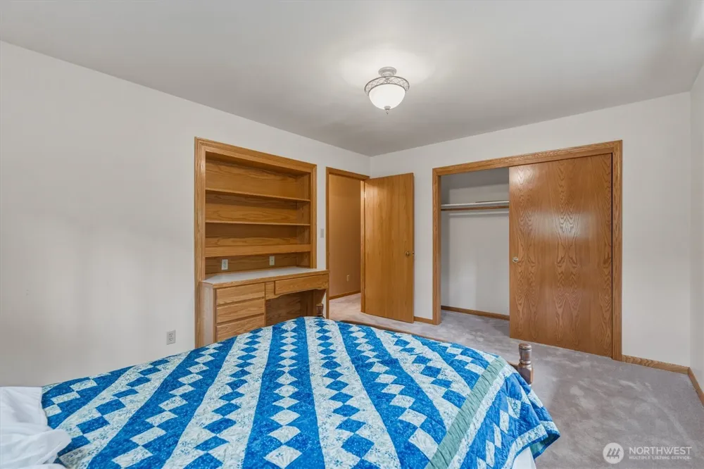 299 Cedar Lane Longview, WA 98632