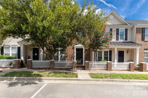 961 Coolsprings Lane