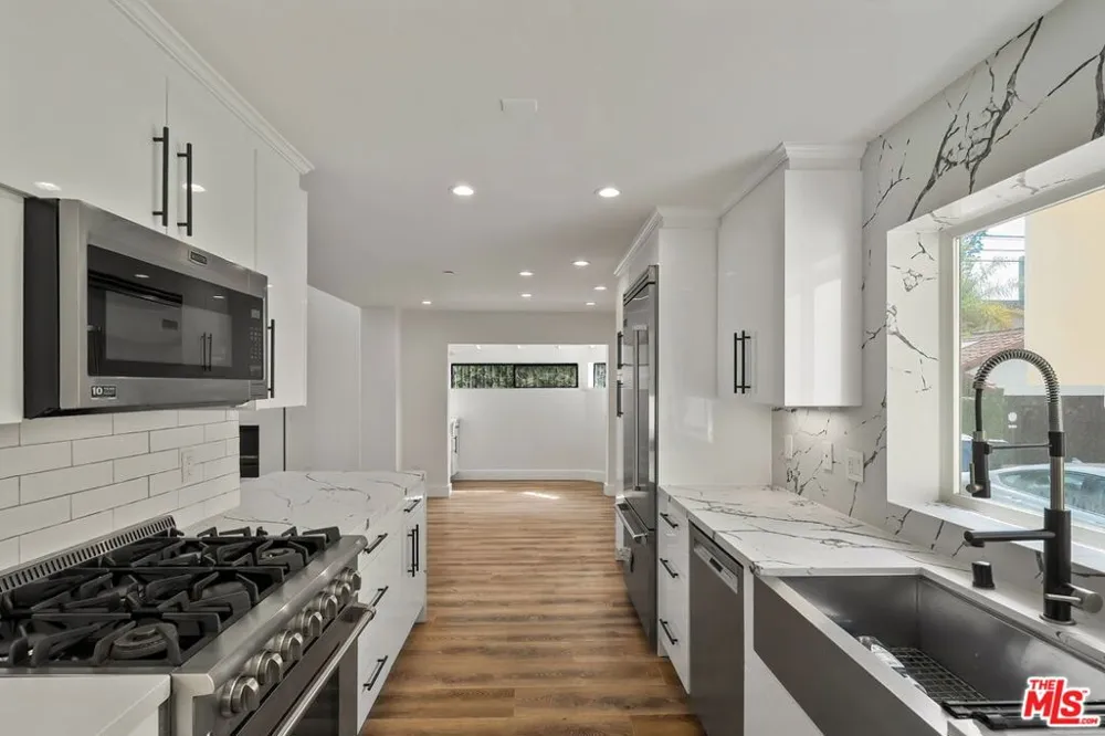 1107 Princeton Street #105 Santa Monica, CA 90403
