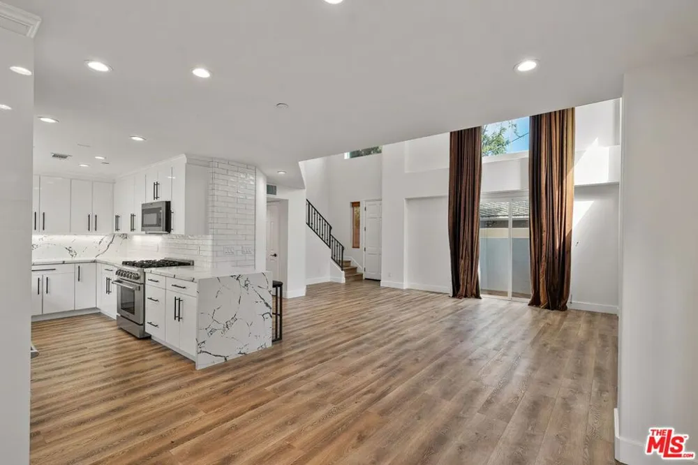 1107 Princeton Street #105 Santa Monica, CA 90403
