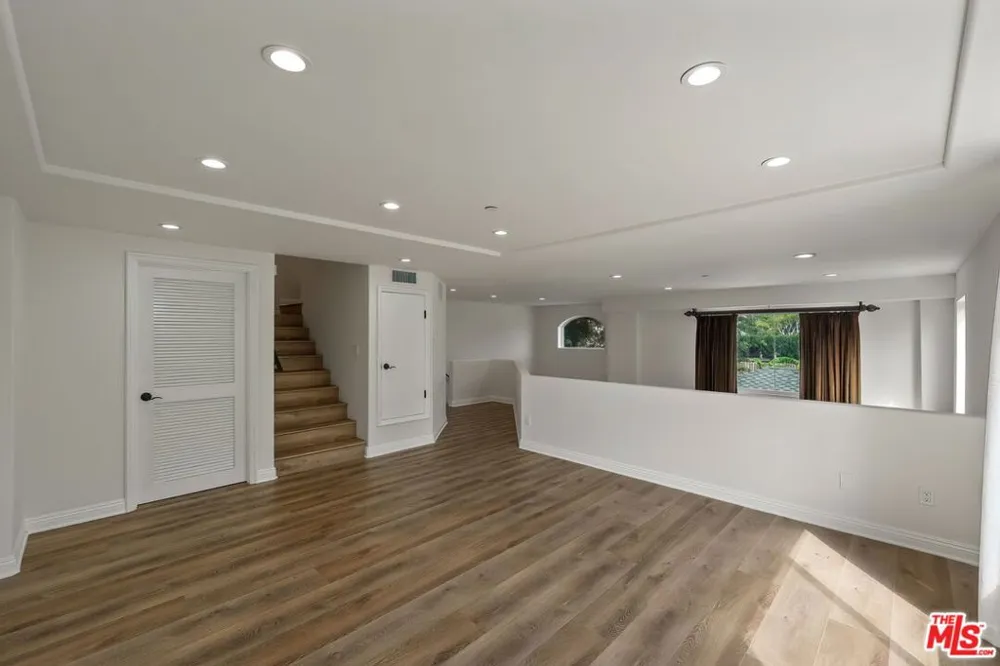 1107 Princeton Street #105 Santa Monica, CA 90403