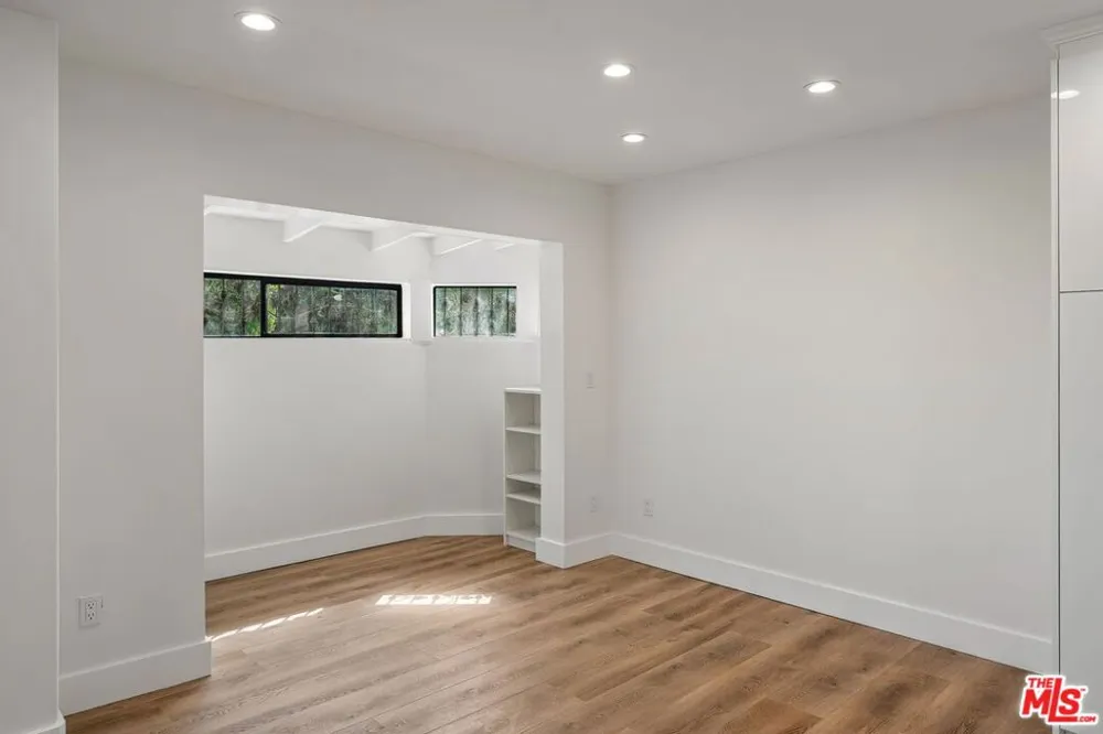 1107 Princeton Street #105 Santa Monica, CA 90403