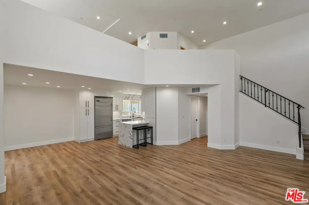 1107 Princeton Street #105 Santa Monica, CA 90403