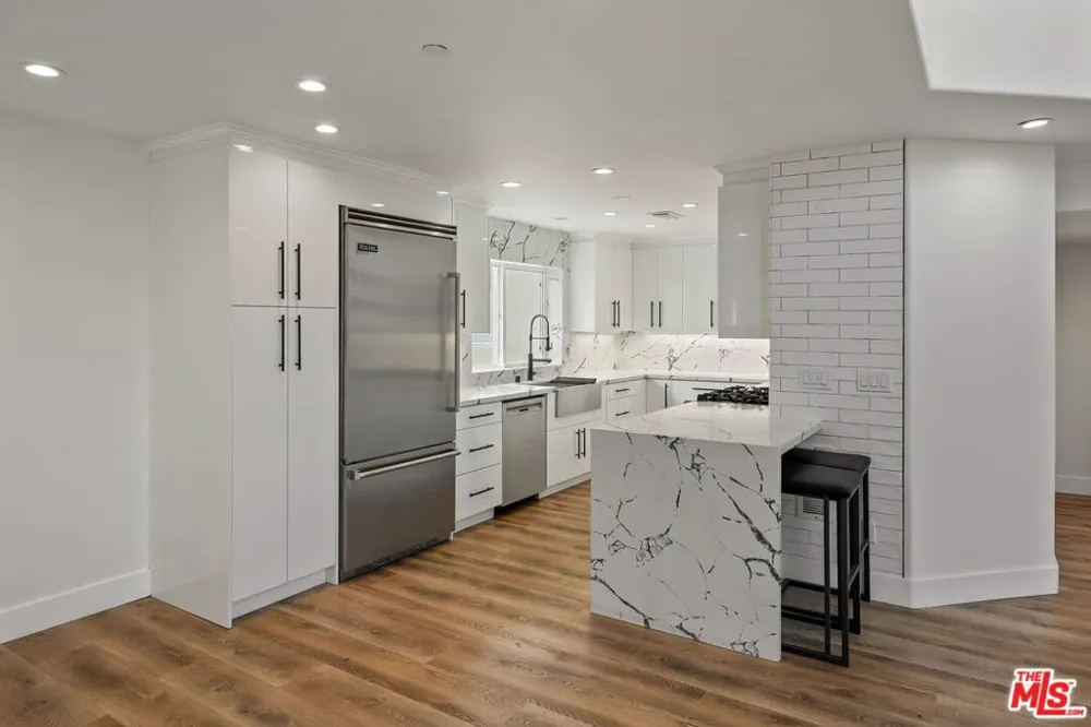 1107 Princeton Street #105 Santa Monica, CA 90403
