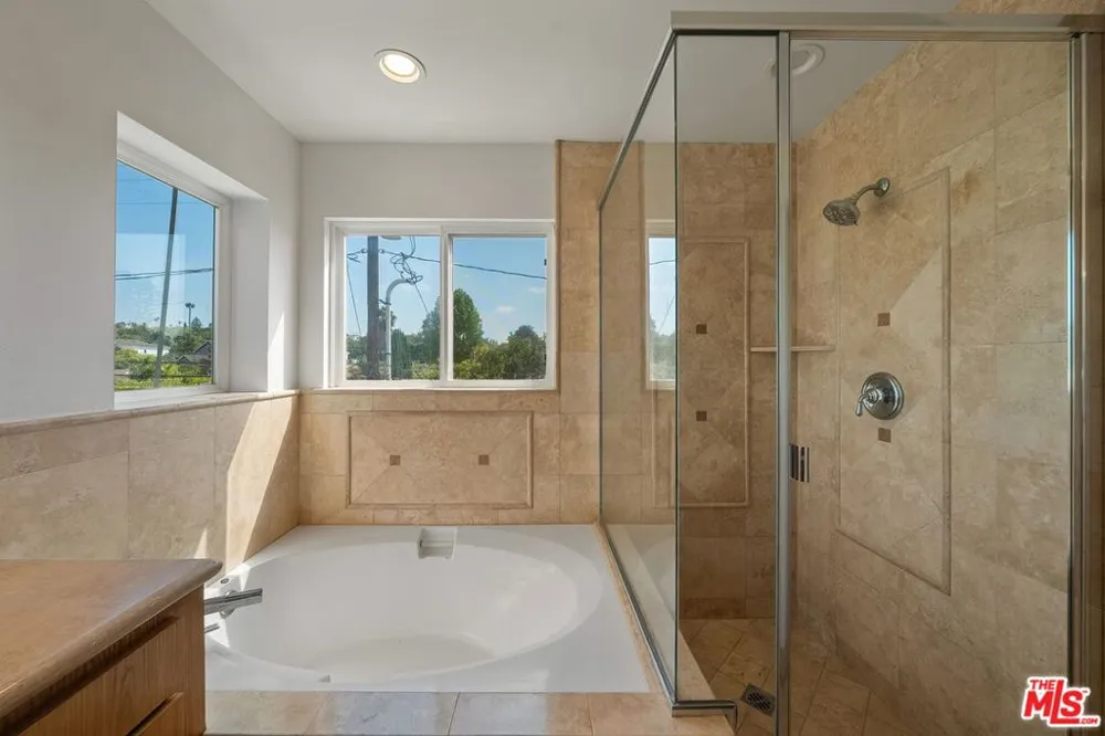 1107 Princeton Street #105 Santa Monica, CA 90403