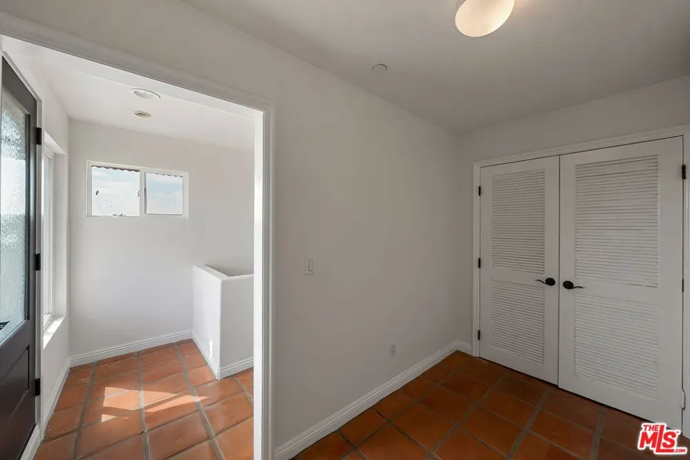 1107 Princeton Street #105 Santa Monica, CA 90403