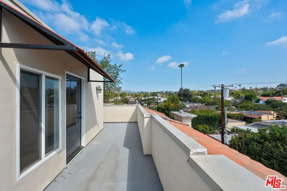 1107 Princeton Street #105 Santa Monica, CA 90403