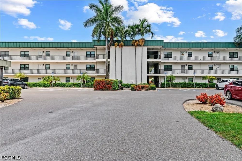 Pebble Beach Drive #216 Fort Myers, FL 33907