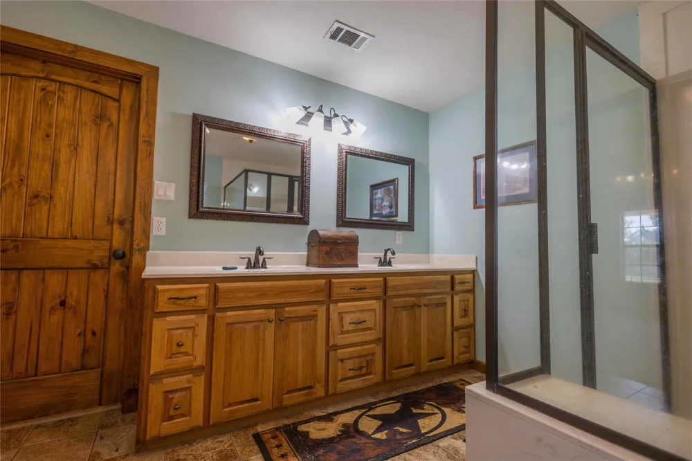 4952 Fm 3091 Madisonville, TX 77864