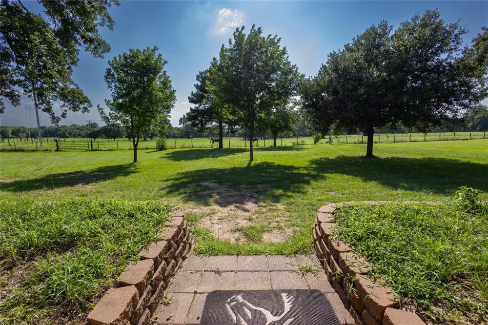 4952 Fm 3091 Madisonville, TX 77864