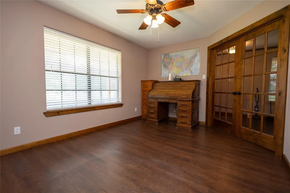 4952 Fm 3091 Madisonville, TX 77864