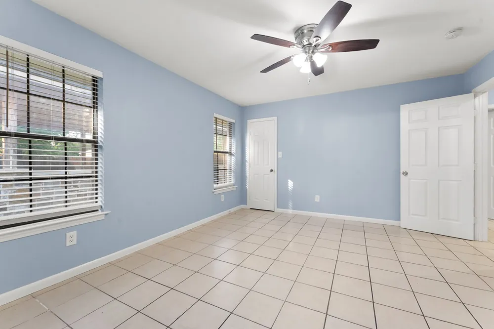 311 E 9th Street Ferris, TX 75125