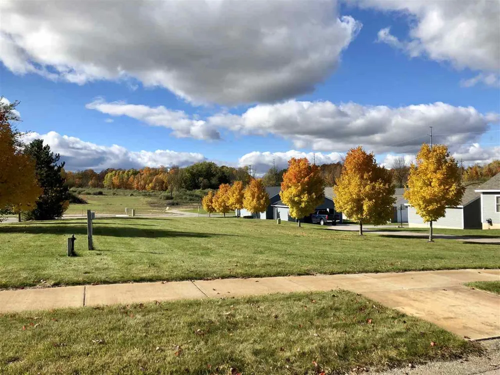 1262 Umber Drive Garfield Charter Township, MI 49696