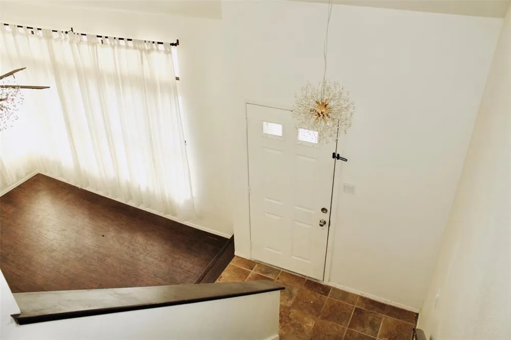 105 Summit Ridge Drive Point Venture, TX 78645