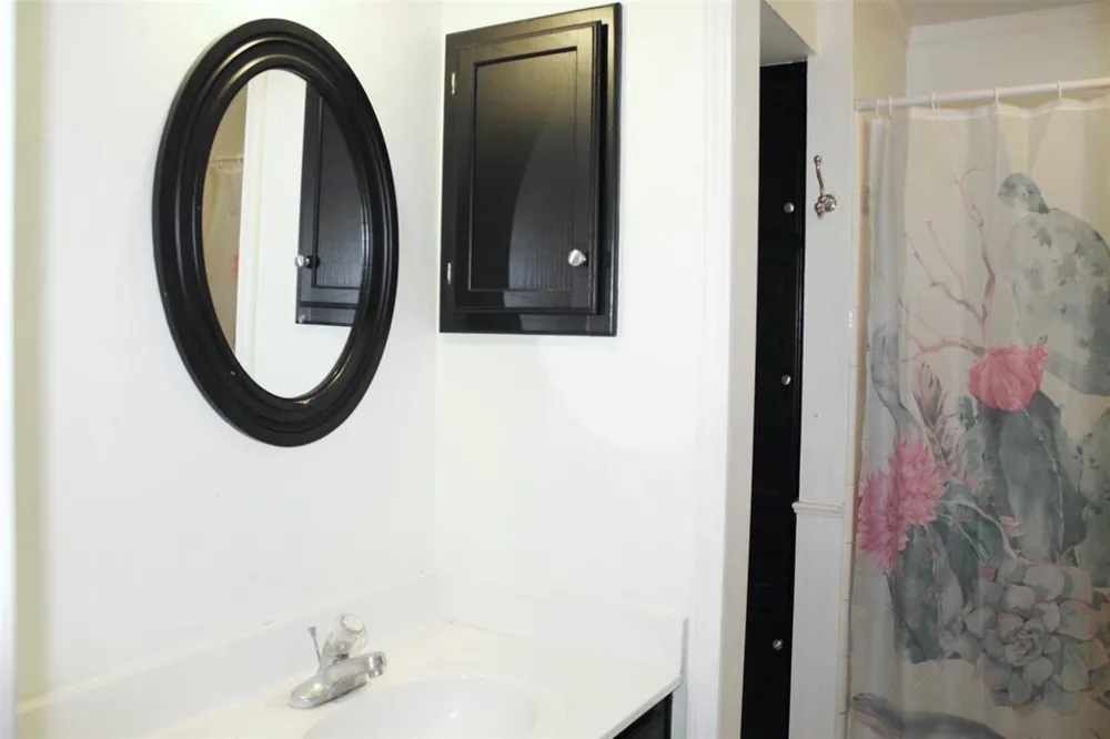 105 Summit Ridge Drive Point Venture, TX 78645