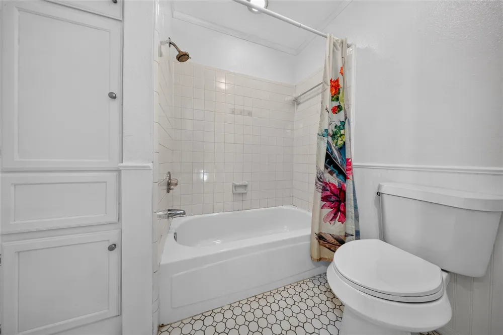 105 Summit Ridge Drive Point Venture, TX 78645