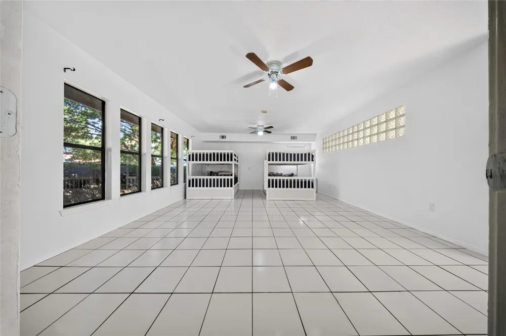 105 Summit Ridge Drive Point Venture, TX 78645