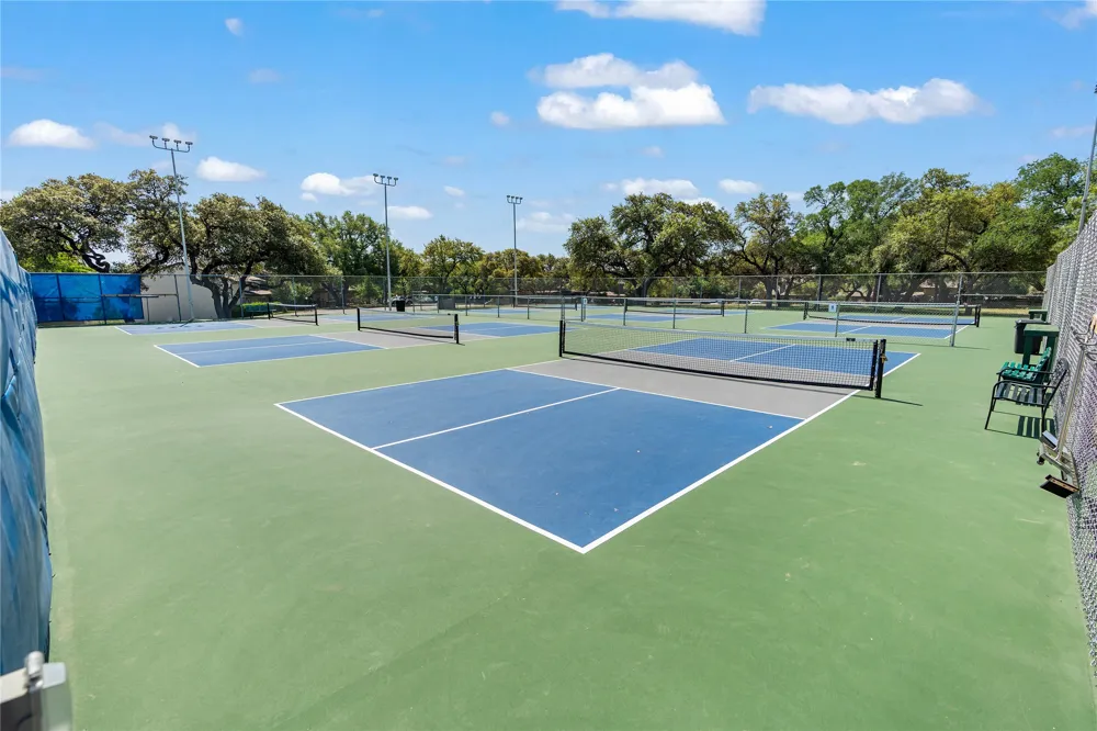 105 Summit Ridge Drive Point Venture, TX 78645