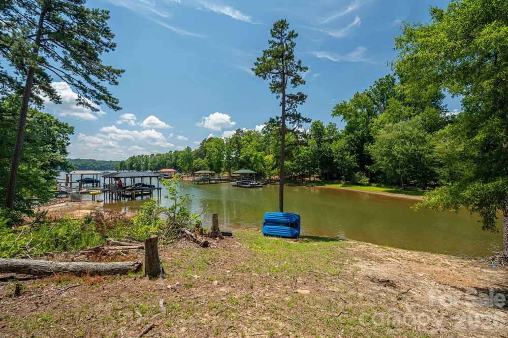 6024 Headlands Court Belmont, NC 28012