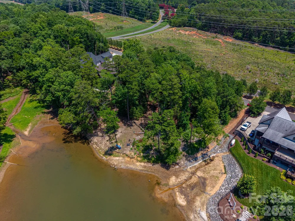 6024 Headlands Court Belmont, NC 28012