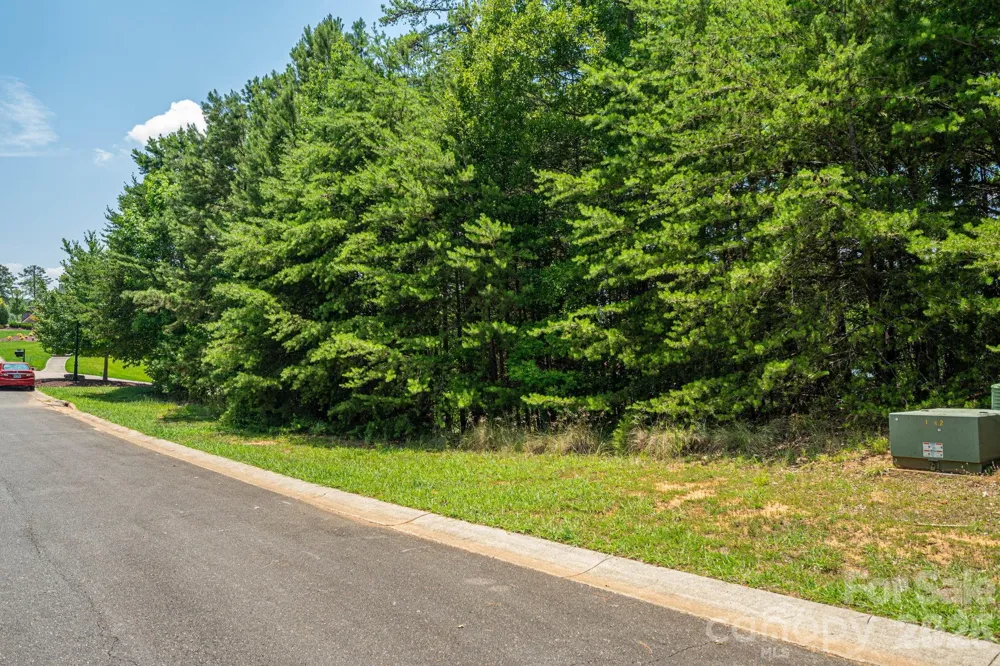 6024 Headlands Court Belmont, NC 28012