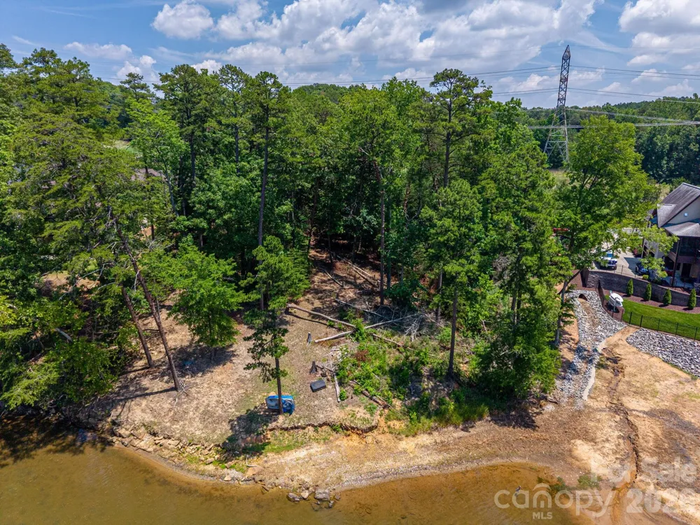 6024 Headlands Court Belmont, NC 28012