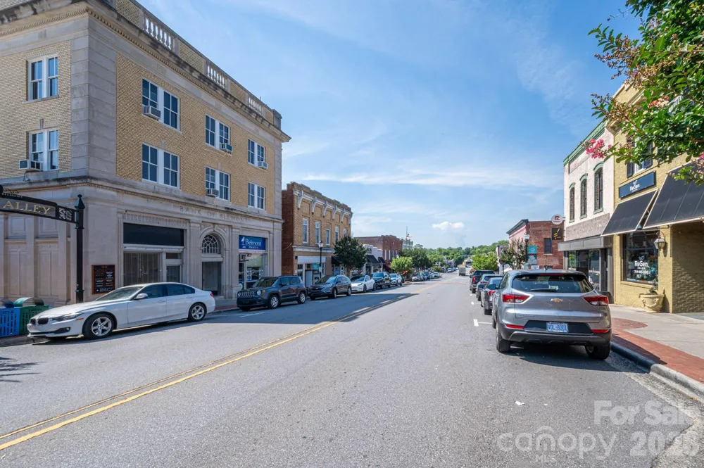6024 Headlands Court Belmont, NC 28012
