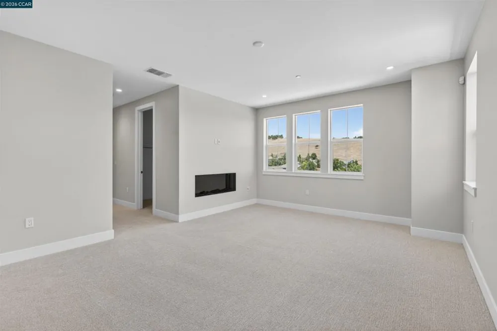 46 Red Barn Court Petaluma, CA 94952