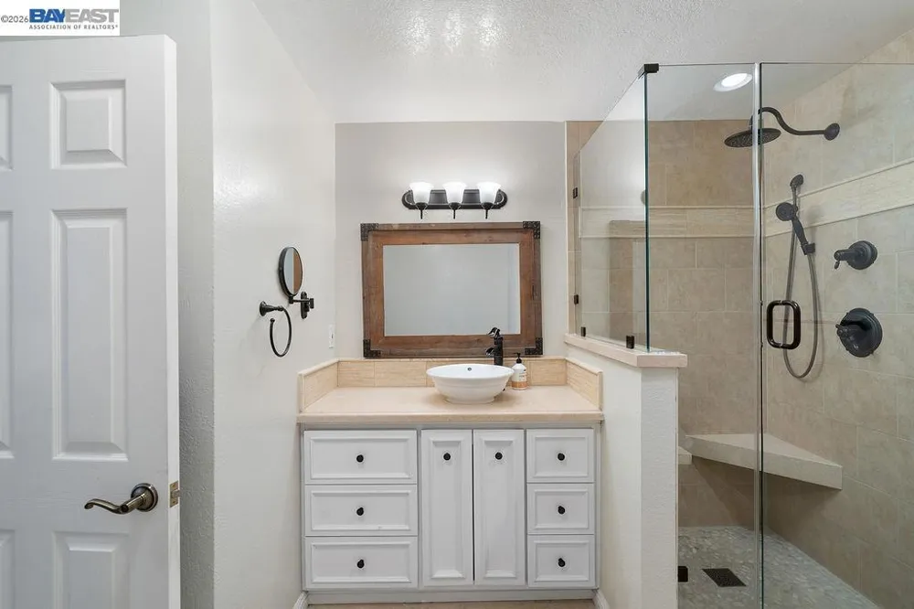 531 Jones Place Walnut Creek, CA 94597