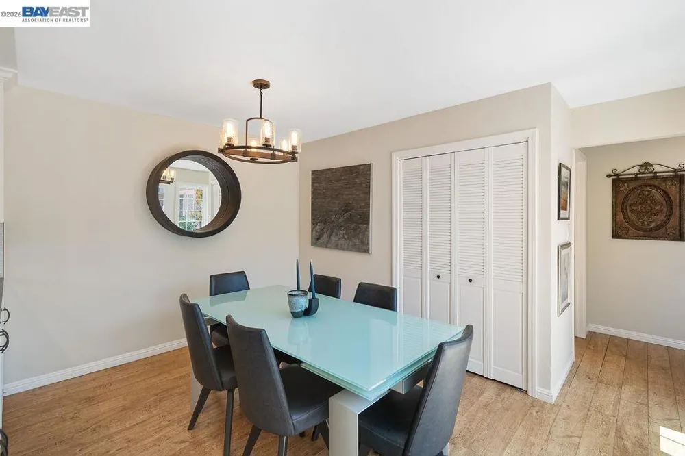 531 Jones Place Walnut Creek, CA 94597