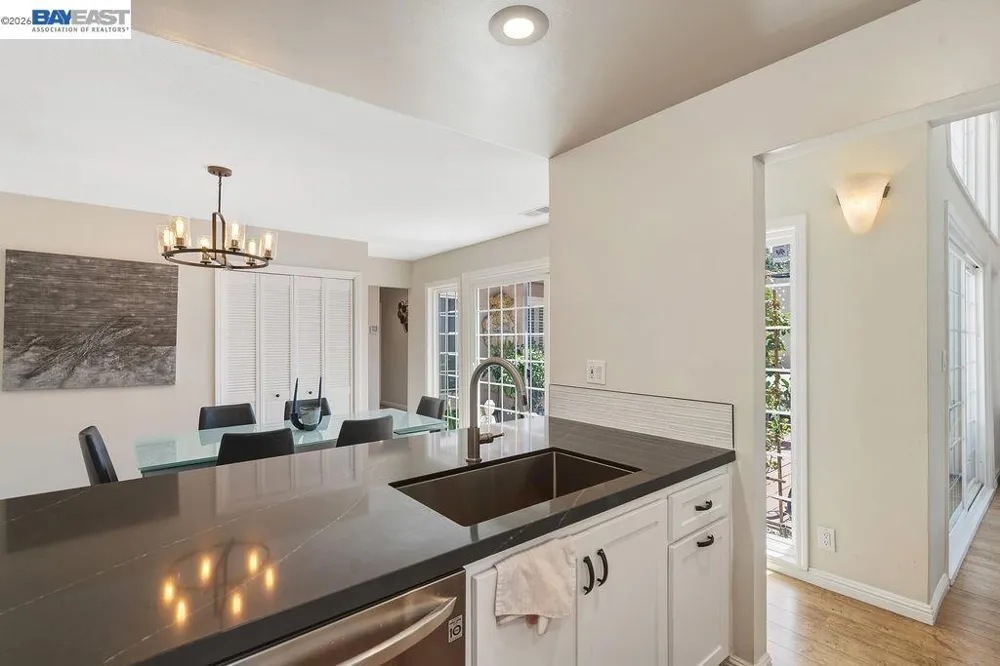 531 Jones Place Walnut Creek, CA 94597