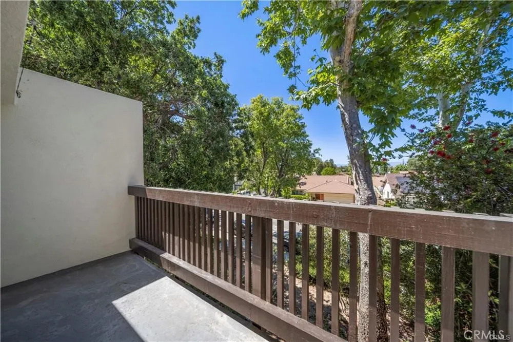 23515 Lyons Avenue #291 Valencia, CA 91355