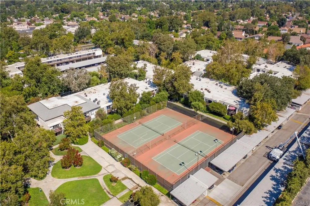 23515 Lyons Avenue #291 Valencia, CA 91355