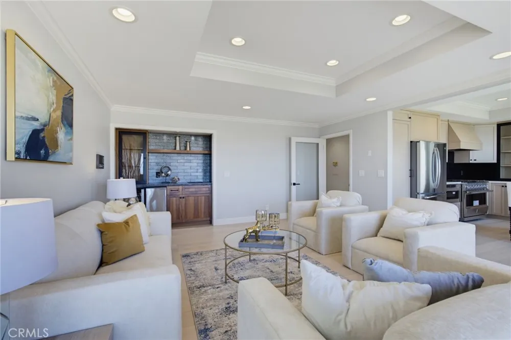 8 Burrell Lane Rancho Palos Verdes, CA 90275