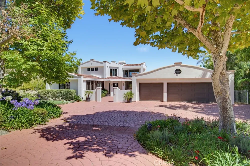 8 Burrell Lane Rancho Palos Verdes, CA 90275