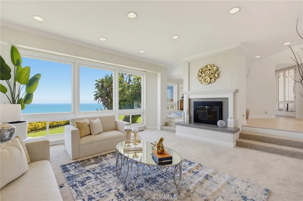 8 Burrell Lane Rancho Palos Verdes, CA 90275