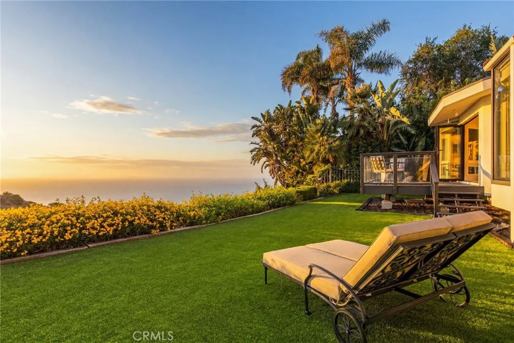 8 Burrell Lane Rancho Palos Verdes, CA 90275